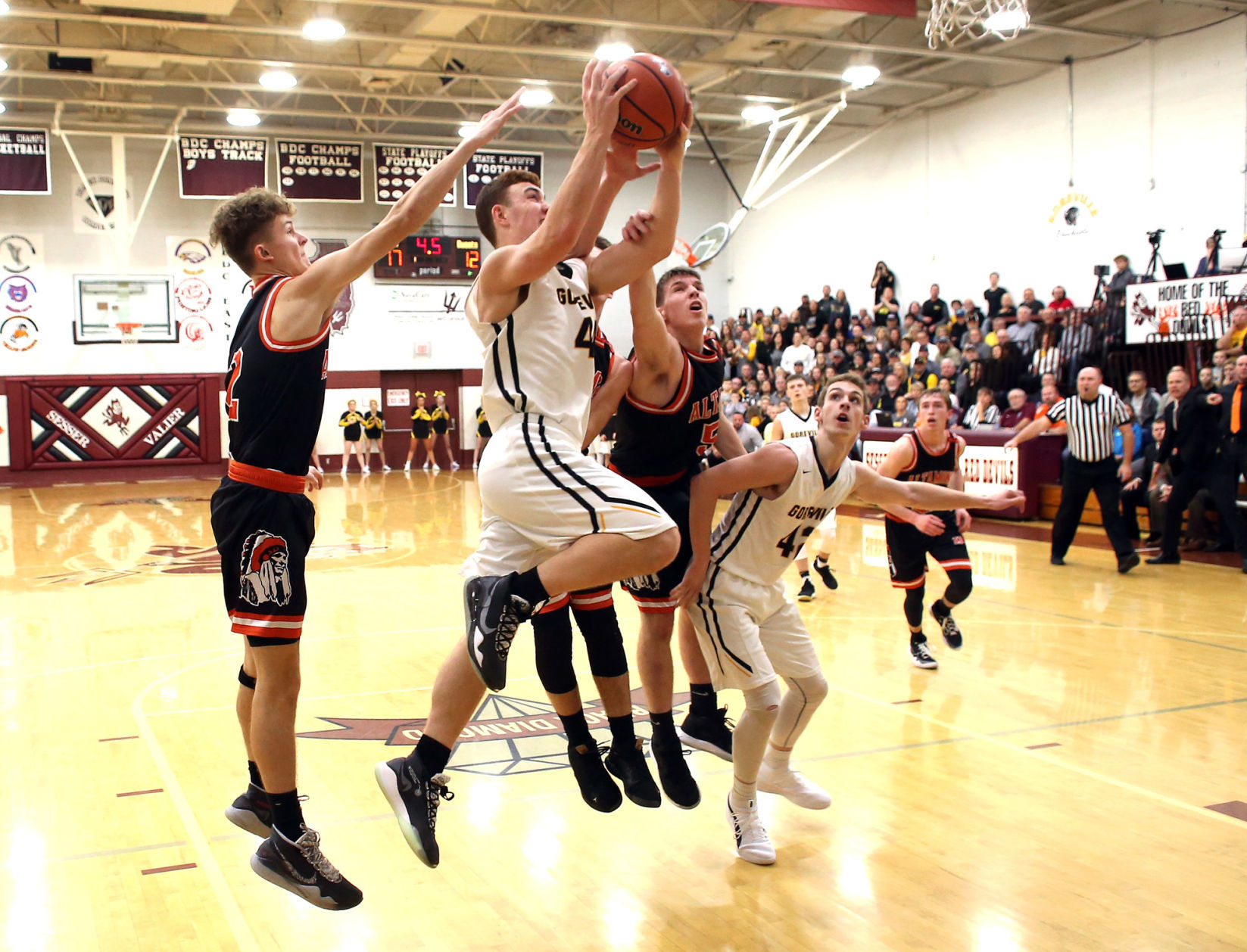 Sesser-Valier Holiday Tournament Championship